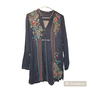 Johnny Was XS Embroidered Boho Tunic Blouse Deep Blue/Gray Festival Top